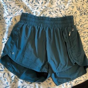 Acta wear workout shorts size small